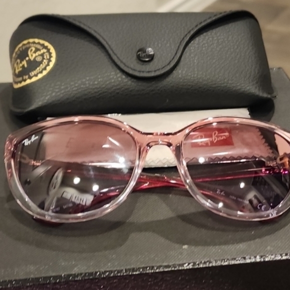 Ray-Ban Emma 59 MM Cat Eye Sunglasses- Light Brown/Gradient Violet - Picture 12 of 12
